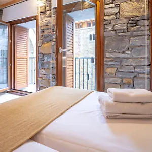 Aristondo Boutique Pentsioa Guest house Getaria